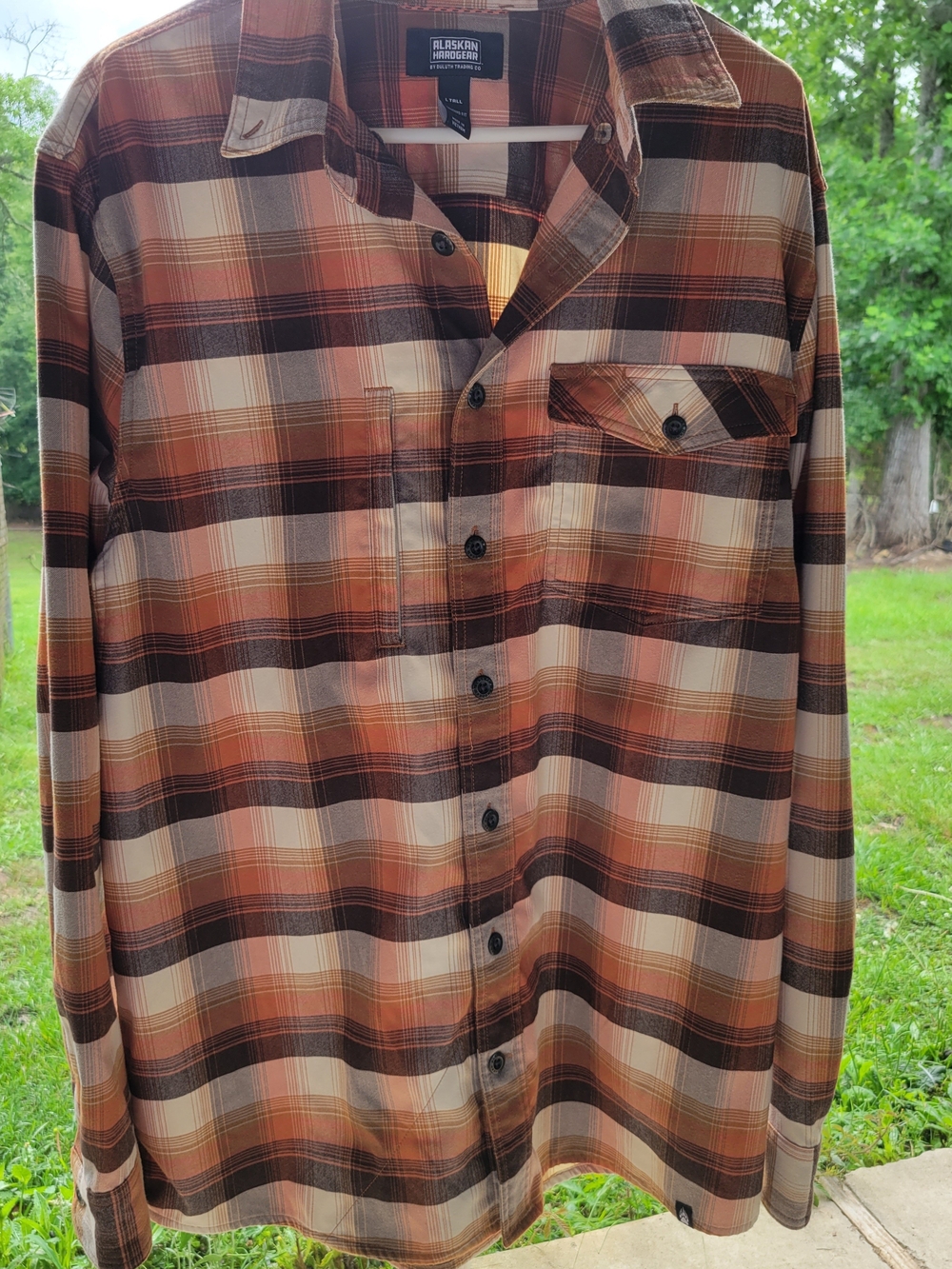 Duluth Trading Co Alaskan Hardgear Brown & Cream Plaid Button-Up Shirt
